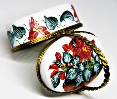 LIMOGES BOX- CHRISTMAS - POINSETTIA FLOWER BASKET & TERRA COTTA POT - TOP SIGNED
