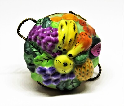 LIMOGES FRANCE BOX- CHAMART - FRUIT BASKET & METAL HANDLES - 3 DIMENSIONAL FRUIT