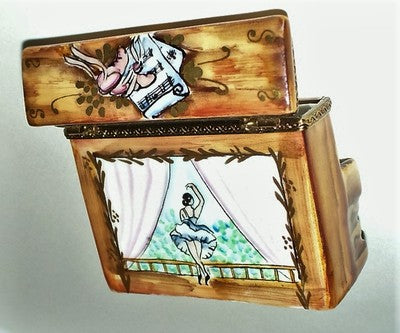 LIMOGES BOX ~UPRIGHT PIANO~ BALLERINA & SHEET MUSIC ~BALLET SLIPPERS~ PEINT MAIN