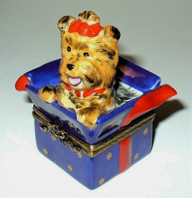 LIMOGES FRANCE BOX~ ELDA ~ YORKSHIRE TERRIER DOG IN GIFT BOX ~YORKIE~ PEINT MAIN