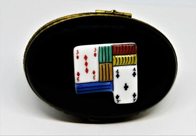 LIMOGES BOX~ POKER ~ DICE & PLAYING CARDS & CHIPS ~ GAMING ~GAMBLING~ PEINT MAIN