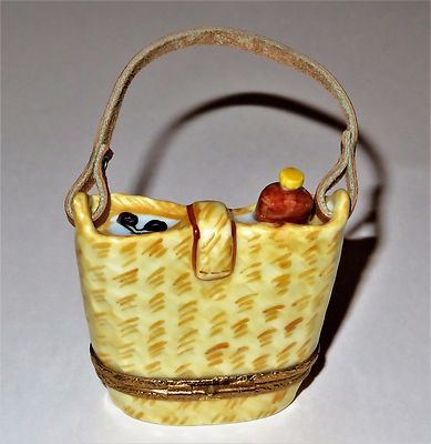 LIMOGES BOX- ARTORIA - CARIBBEAN STRAW BEACH TOTE BAG & LOTION -FLOWERS- LE #378