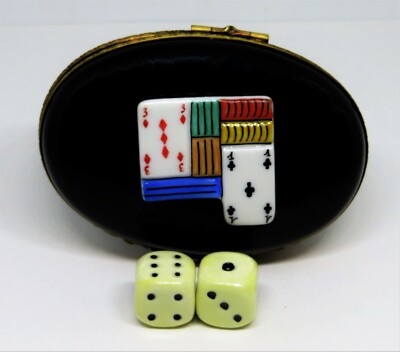 LIMOGES BOX~ POKER ~ DICE & PLAYING CARDS & CHIPS ~ GAMING ~GAMBLING~ PEINT MAIN