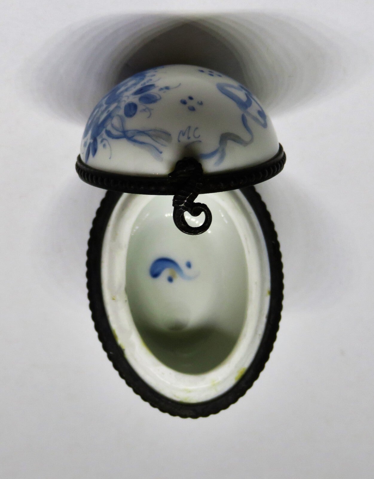 LIMOGES FRANCE BOX ~ VINTAGE FLORAL EASTER EGG ~ BLUE FLOWERS ~ TOP SIGNED "MC"