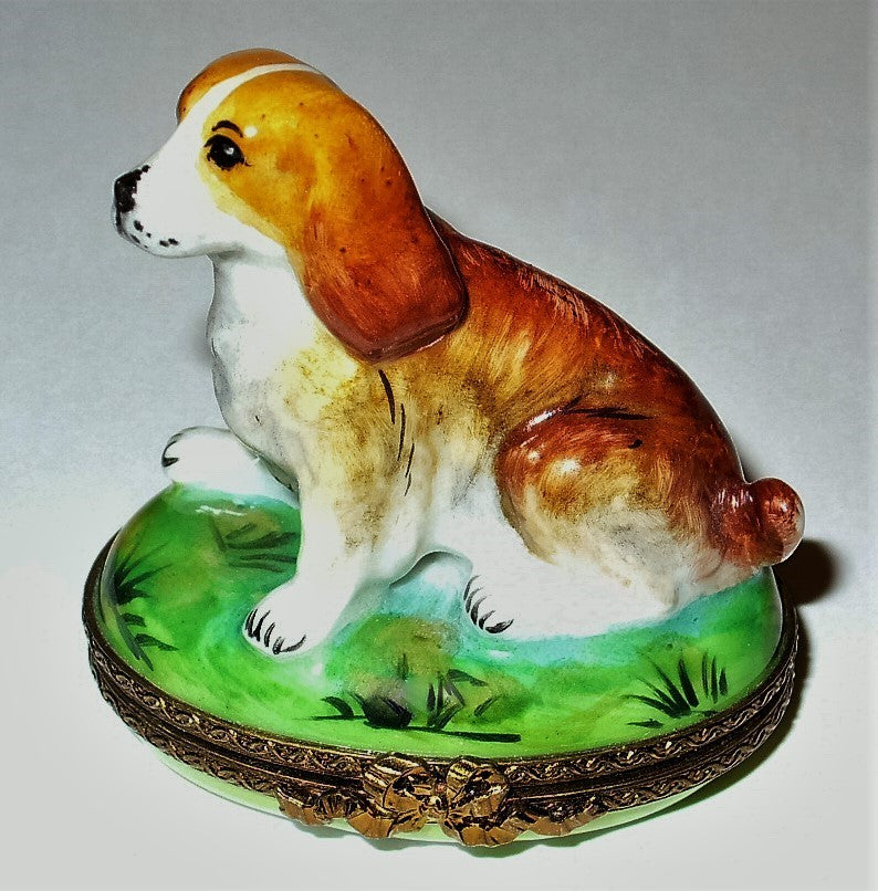 LIMOGES FRANCE BOX - PARRY-VIEILLE - COCKER SPANIEL - PUPPY - DOG HOUSE INSIDE