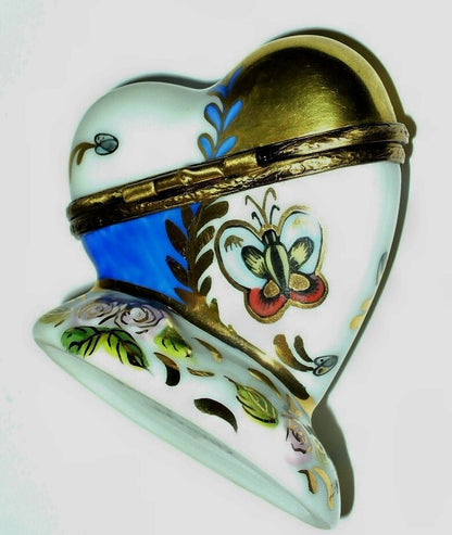 LIMOGES FRANCE BOX~ CHAMART ~ LEANING HEART ~ FLOWERS & BUTTERFLY ~ ANNIVERSARY