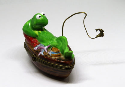 LIMOGES BOX - KERMIT THE FROG FISHING IN A ROWBOAT - MUPPETS - SESAME STREET
