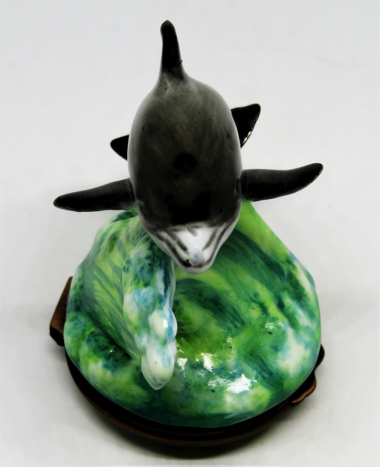 HALCYON DAYS ENGLISH ENAMEL BOX - DOLPHIN ON A WAVE BONBONNIERE - PORPOISE - MIB