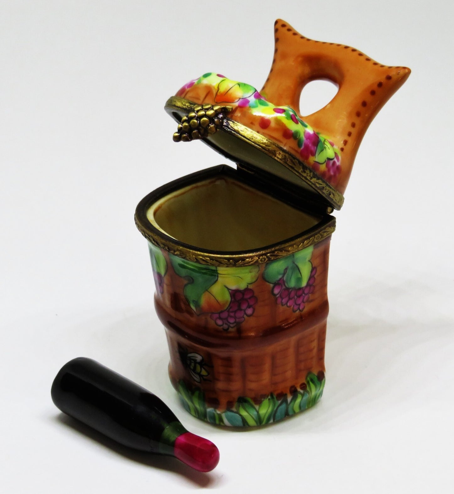 LIMOGES BOX - HARVEST GRAPE BASKET & BEE - REMOVABLE WINE BOTTLE - GUMP'S - RAP