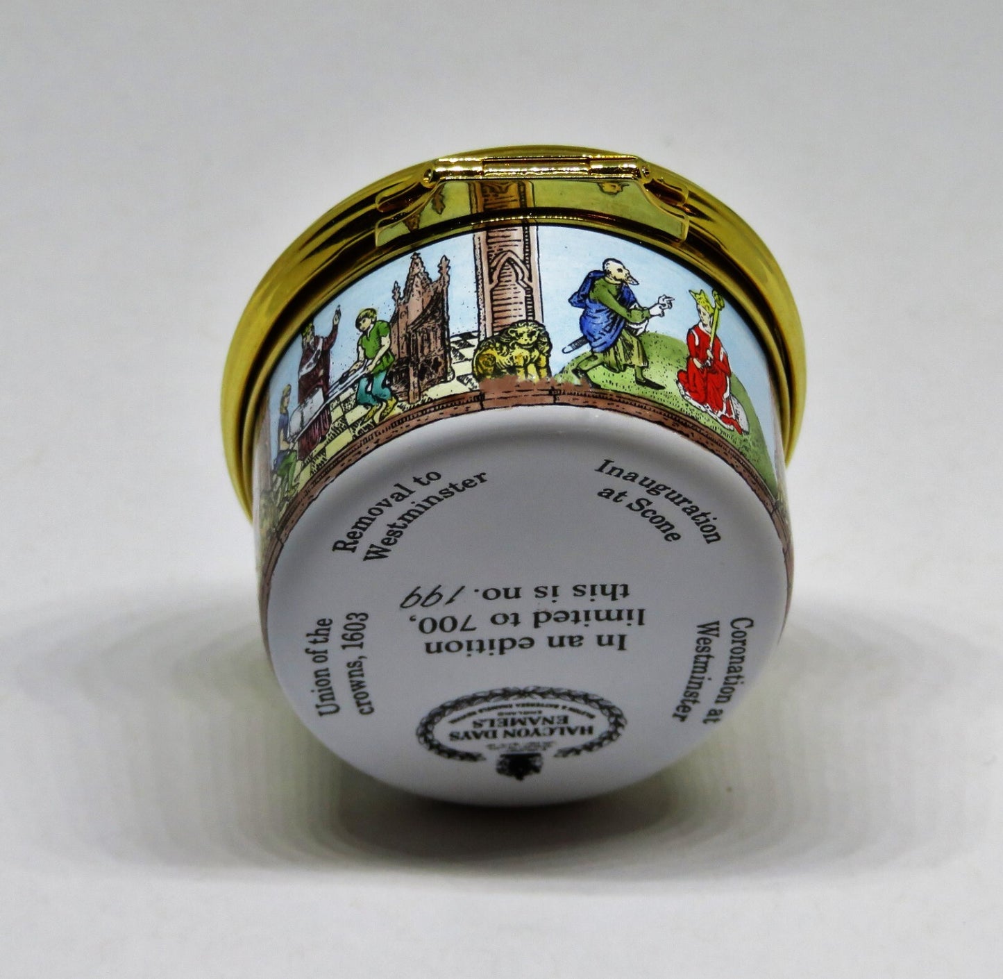 HALCYON DAYS ENGLISH ENAMEL BOX- THE STONE OF SCONE - BRITISH ROYALTY - SCOTLAND