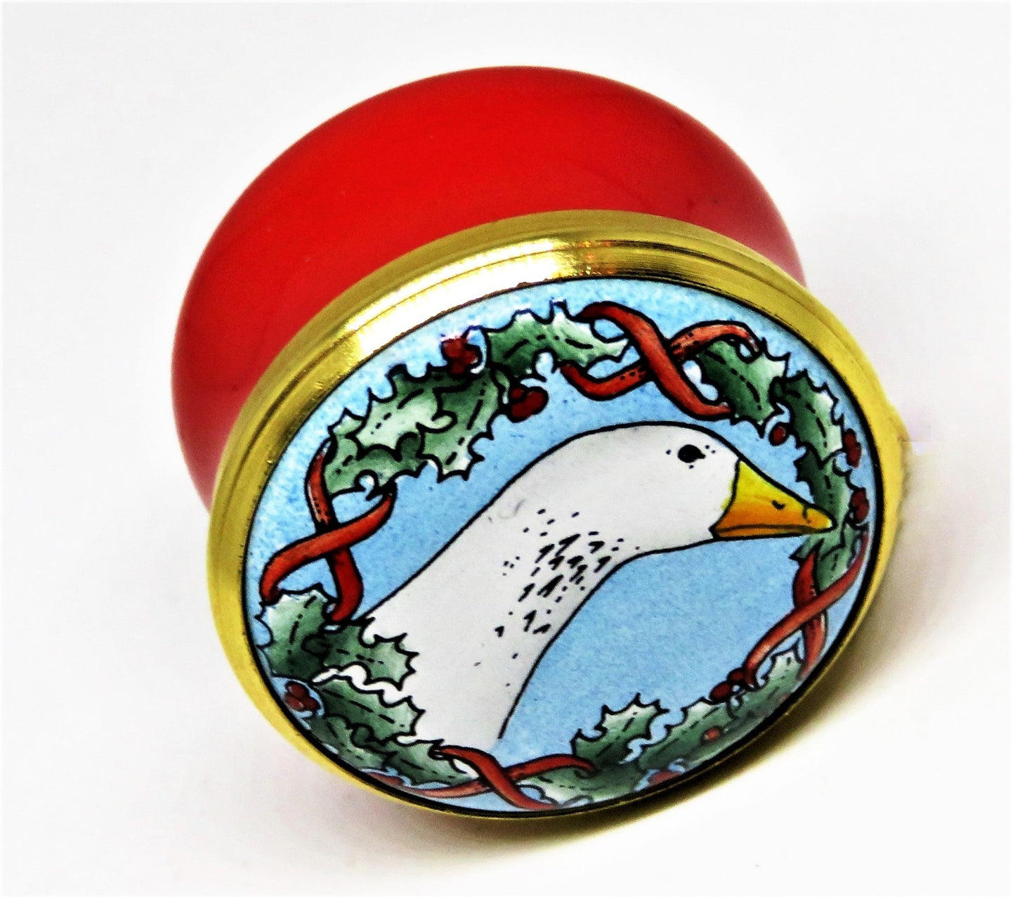 HALCYON DAYS ENAMEL BOX - CHRISTMAS GOOSE - WREATH OF HOLLY & RED RIBBONS