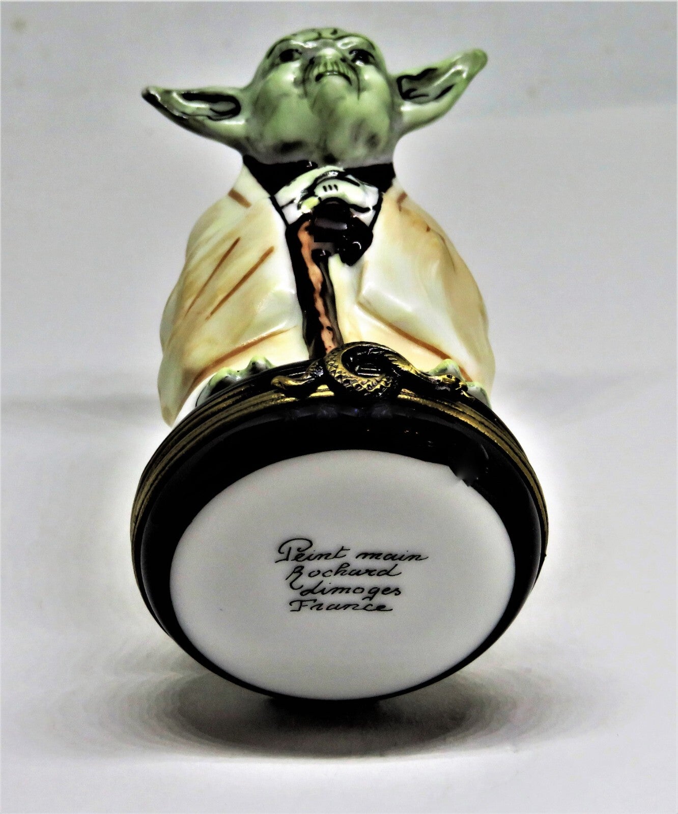LIMOGES BOX - ROCHARD - STAR WARS - YODA - F.A.O. SCHWARZ EXCLUSIVE -MIB- RARE!!