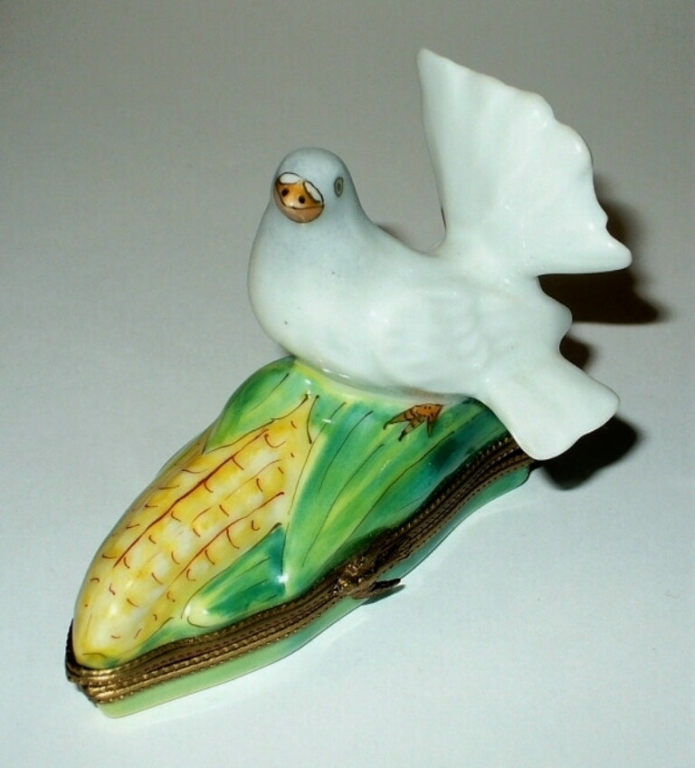 LIMOGES FRANCE BOX - THANKSGIVING - WHITE FANTAIL DOVE ON AN EAR OF CORN - BIRDS