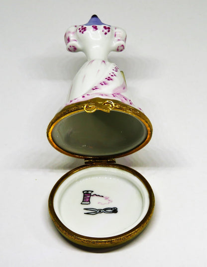 LIMOGES BOX ~ARTORIA~ PROM DRESS ON A MANNEQUIN ~ SEWING ~ SCISSORS ~ PEINT MAIN