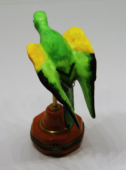 LIMOGES FRANCE BOX - CHAMART - VINTAGE PARROT CHAINED ON A PERCH - BIRDS
