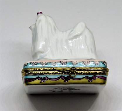 LIMOGES FRANCE BOX - ARTORIA - MALTESE DOG & GROOMING ACCESSORIES - PUPPY - LE