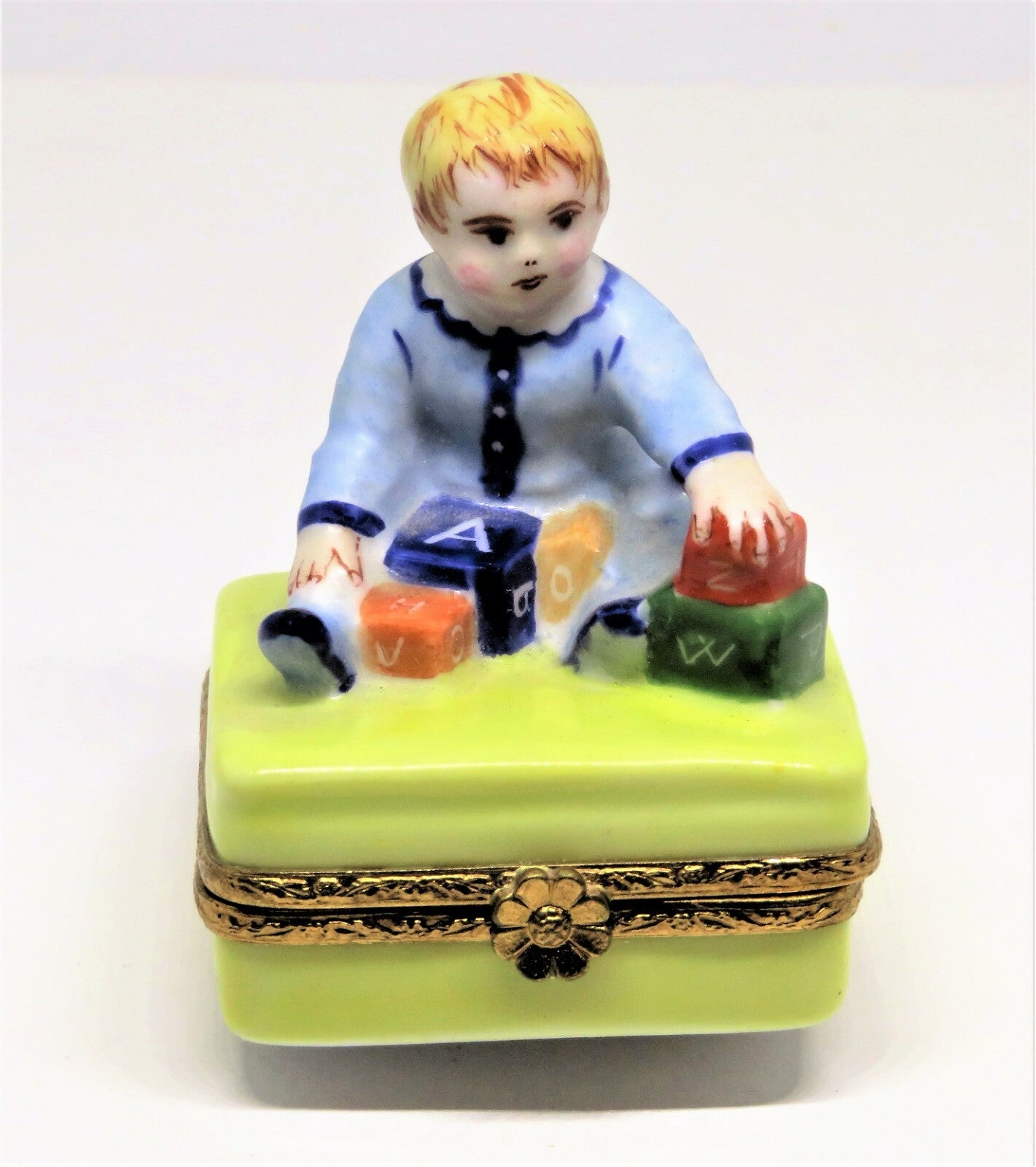 LIMOGES FRANCE BOX - ARTORIA - BABY BOY PLAYING WITH ALPHABET BLOCKS - LE NO 55