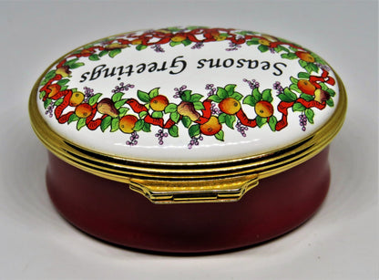 HALCYON DAYS ENAMEL BOX - "SEASONS GREETINGS" - CHRISTMAS WREATH - MISTLETOE