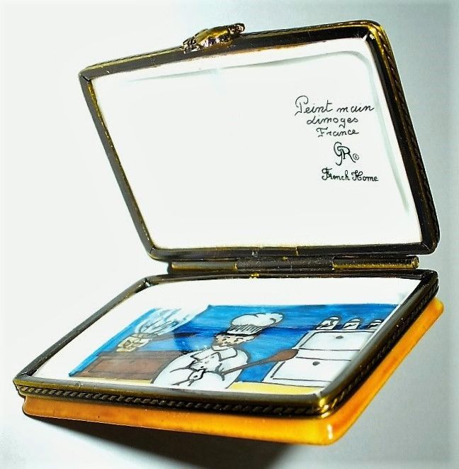 LIMOGES BOX- COOKBOOK & COQ AU VIN RECIPE - KNIFE & FORK - FRENCH CHEF - CHICKEN