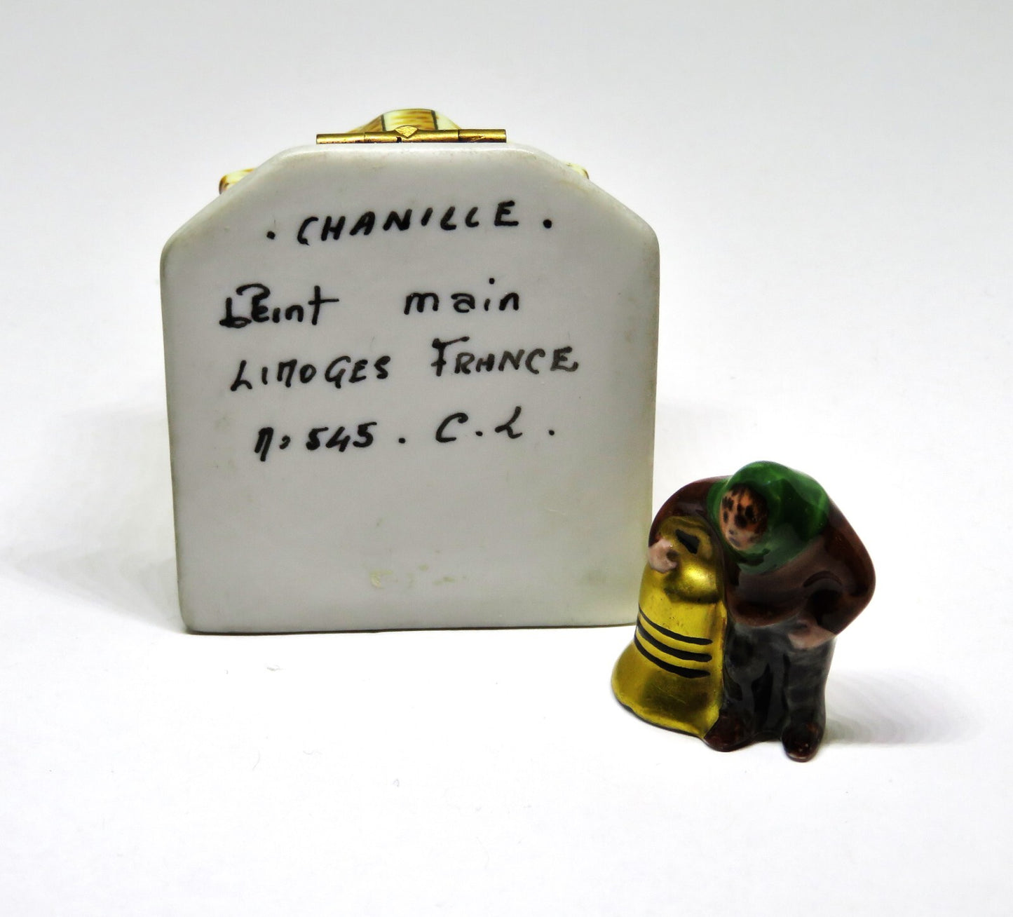 LIMOGES BOX- CHANILLE - NOTRE-DAME CATHEDRAL - BELL & HUNCHBACK - QUASIMODO - LE