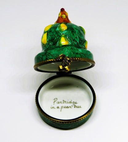 LIMOGES BOX - TWELVE DAYS OF CHRISTMAS CAROL - A PARTRIDGE IN A PEAR TREE - LE