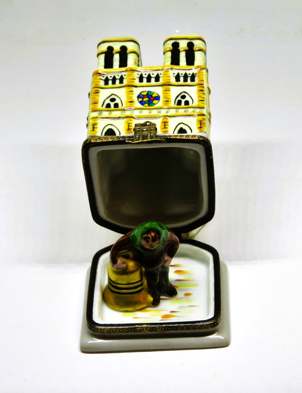 LIMOGES BOX- CHANILLE - NOTRE-DAME CATHEDRAL - BELL & HUNCHBACK - QUASIMODO - LE
