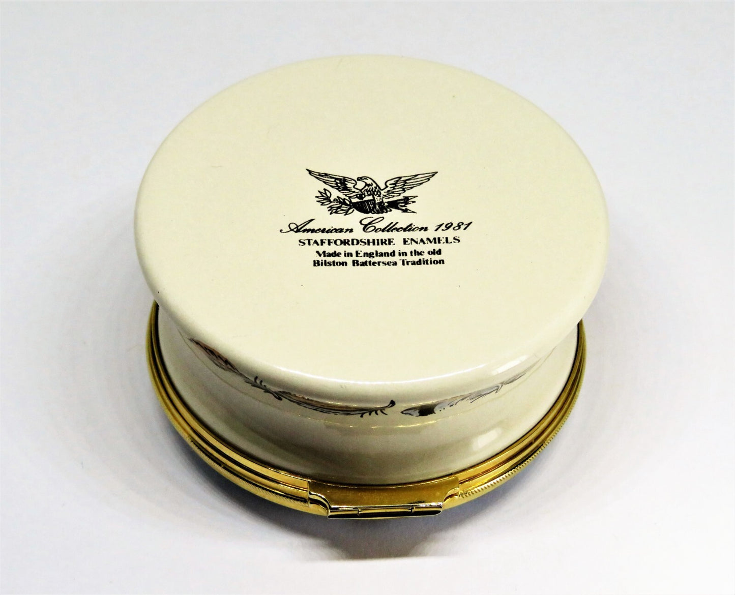 STAFFORDSHIRE ENGLISH ENAMEL BOX - AMERICAN BALD EAGLE - NATIONAL BIRD OF U. S.