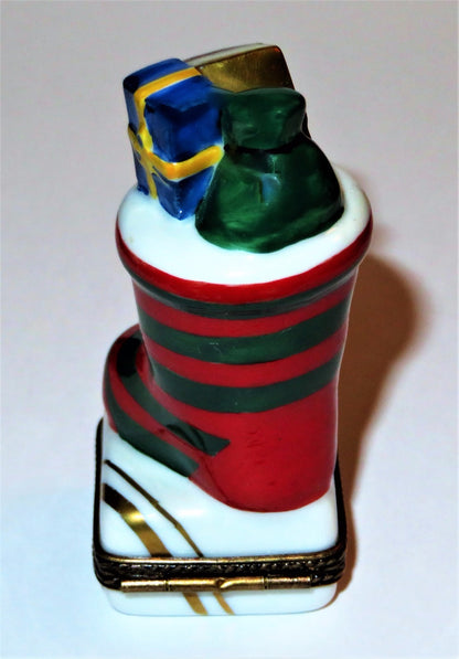 LIMOGES FRANCE BOX ~ CHRISTMAS STOCKING & GIFTS ~ PRESENTS & HOLLY ~ PEINT MAIN
