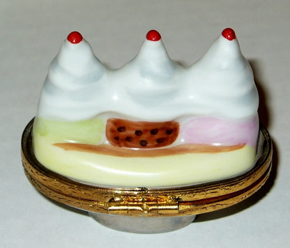 LIMOGES FRANCE BOX ~ ARTORIA ~ BANANA SPLIT ~ ICE CREAM SUNDAE ~ LE ~ PEINT MAIN