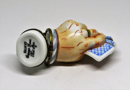 LIMOGES FRANCE BOX - ROCHARD  - SLEIGHT OF HAND - MALE HAND AND PLAYING CARDS