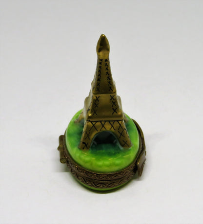 LIMOGES BOX ~ PARRY-VIEILLE ~ TINY GOLD EIFFEL TOWER ~ FRENCH FLAGS ~ PEINT MAIN