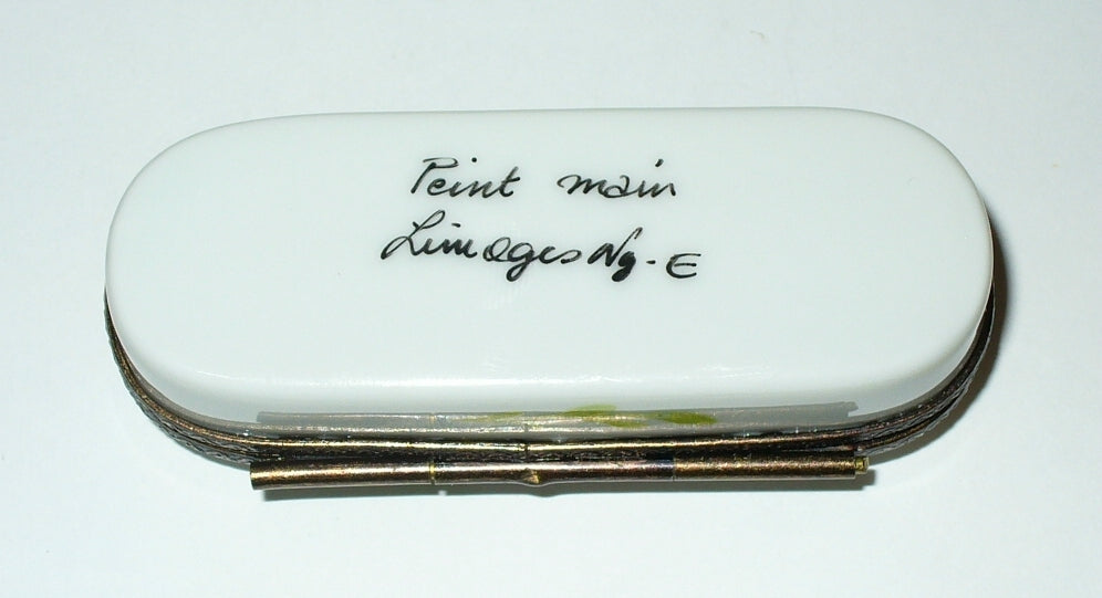 LIMOGES BOX - DAISY BOUQUET & PINK BOW - FLOWERS - "I LOVE YOU" - ANNIVERSARY