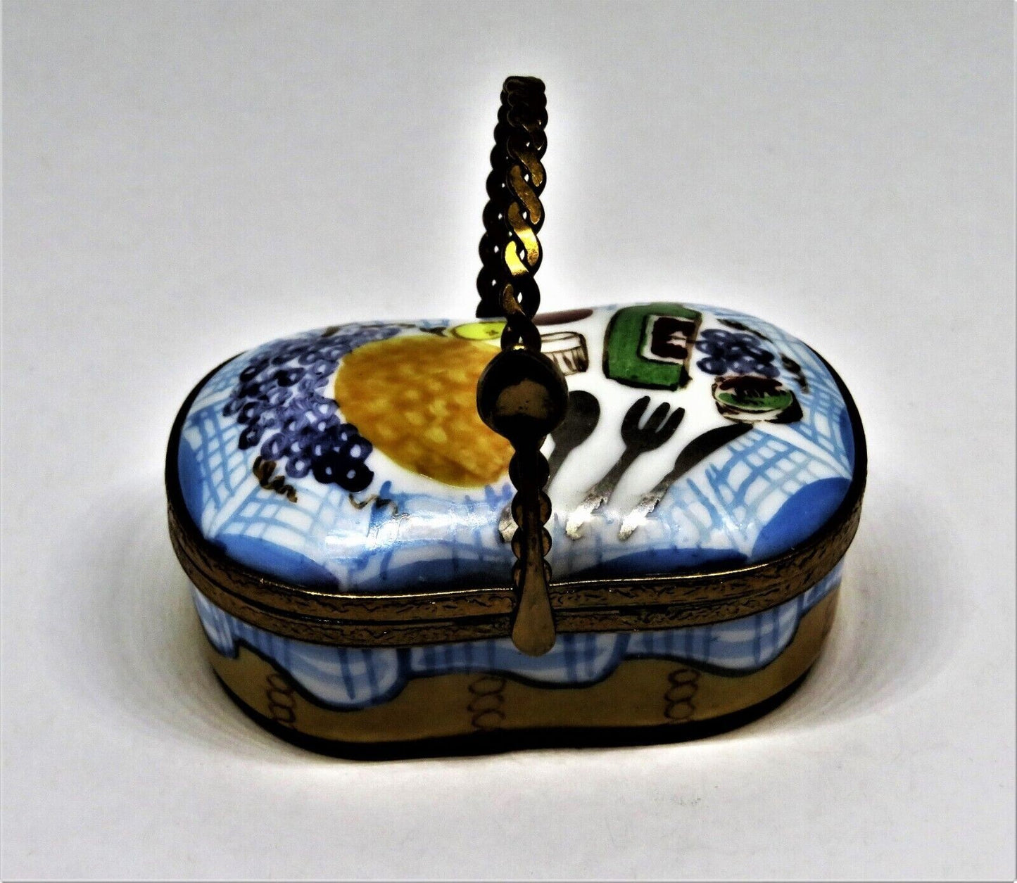 LIMOGES BOX - 'WICKER' PICNIC BASKET & SPOON CLASP - WINE, CHEESE & FRUIT