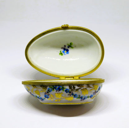 LIMOGES BOX - LE TALLEC EGG - GOLD GRAPEVINE & FLOWERS - TREILLE MUSCATE - 1962