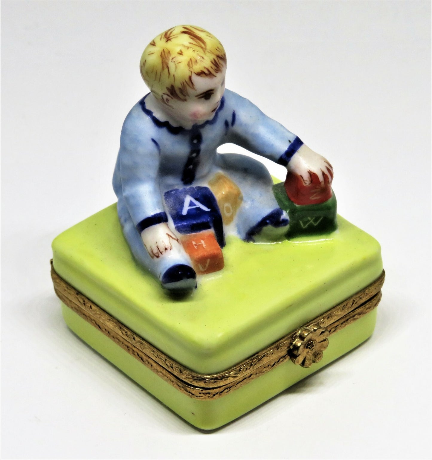 LIMOGES FRANCE BOX - ARTORIA - BABY BOY PLAYING WITH ALPHABET BLOCKS - LE NO 55