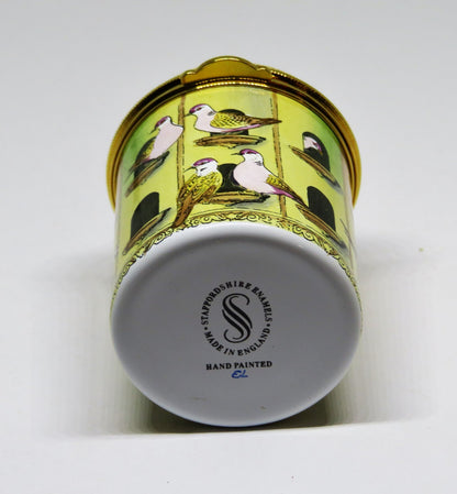 STAFFORDSHIRE ENGLISH ENAMEL BOX - DOVECOTE - BIRD HOUSE- PIGEONS - MIB