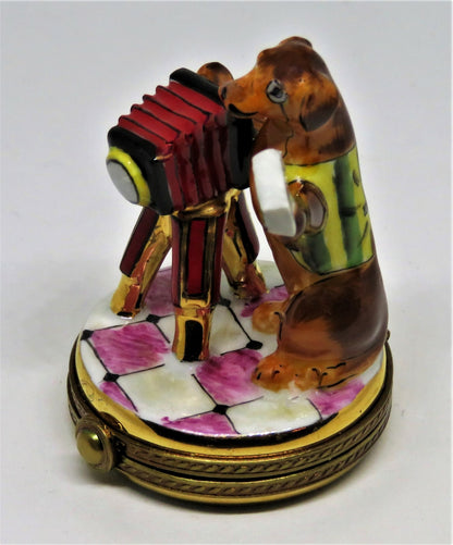 LIMOGES FRANCE BOX - CHAMART - WHIMSICAL SPANIEL DOG & CAMERA - PHOTOGRAPHER