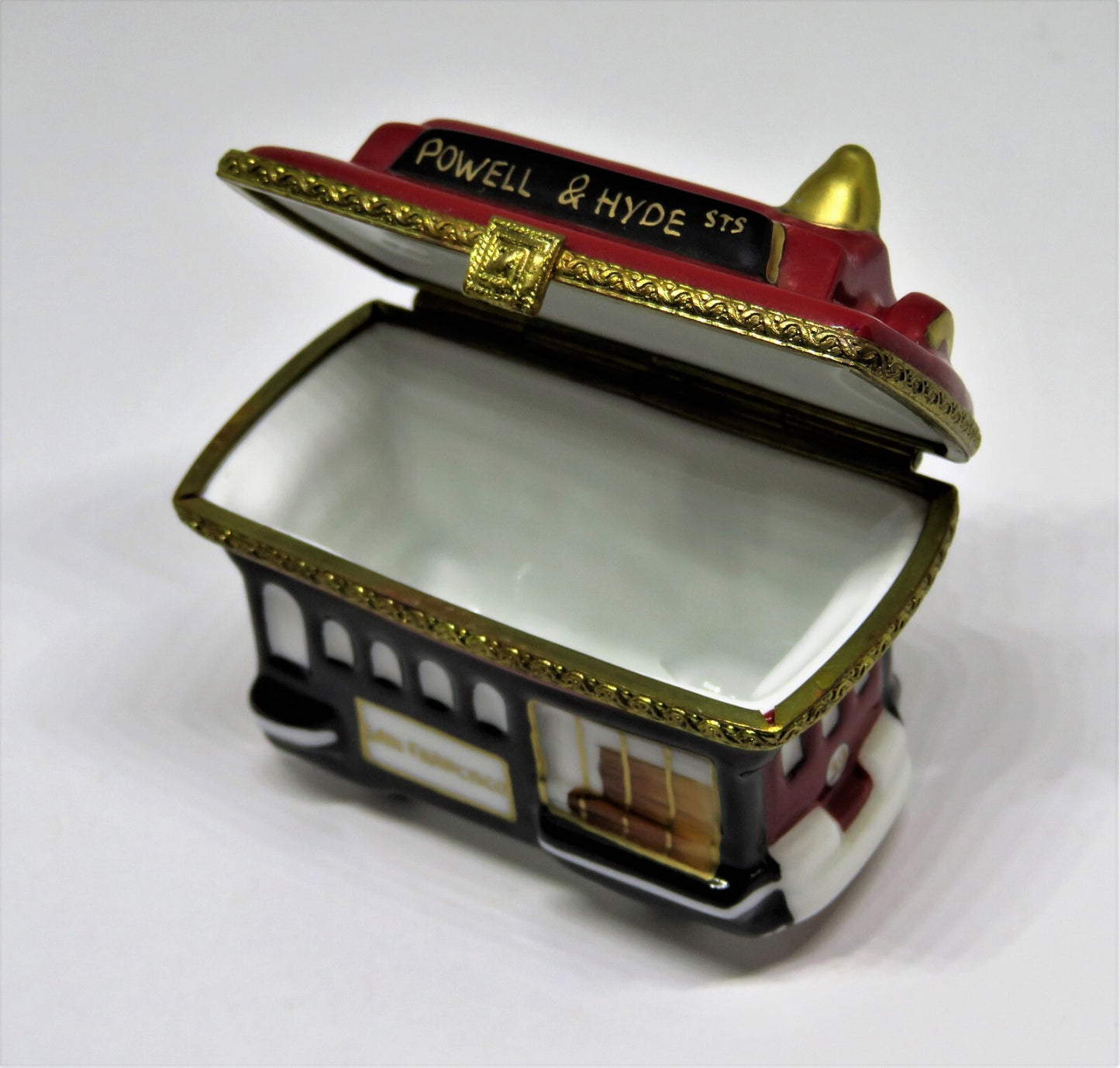 LIMOGES FRANCE BOX - ROCHARD - SAN FRANCISCO CABLE CAR - POWELL & HYDE STREETS