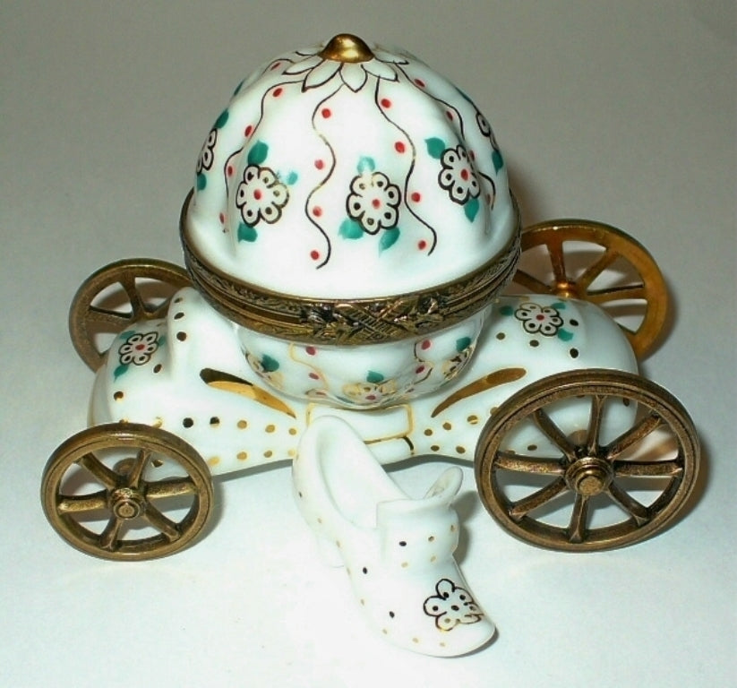 LIMOGES FRANCE BOX - CINDERELLA'S COACH - FLOWERS & SLIPPER - ROYAL CARRIAGE