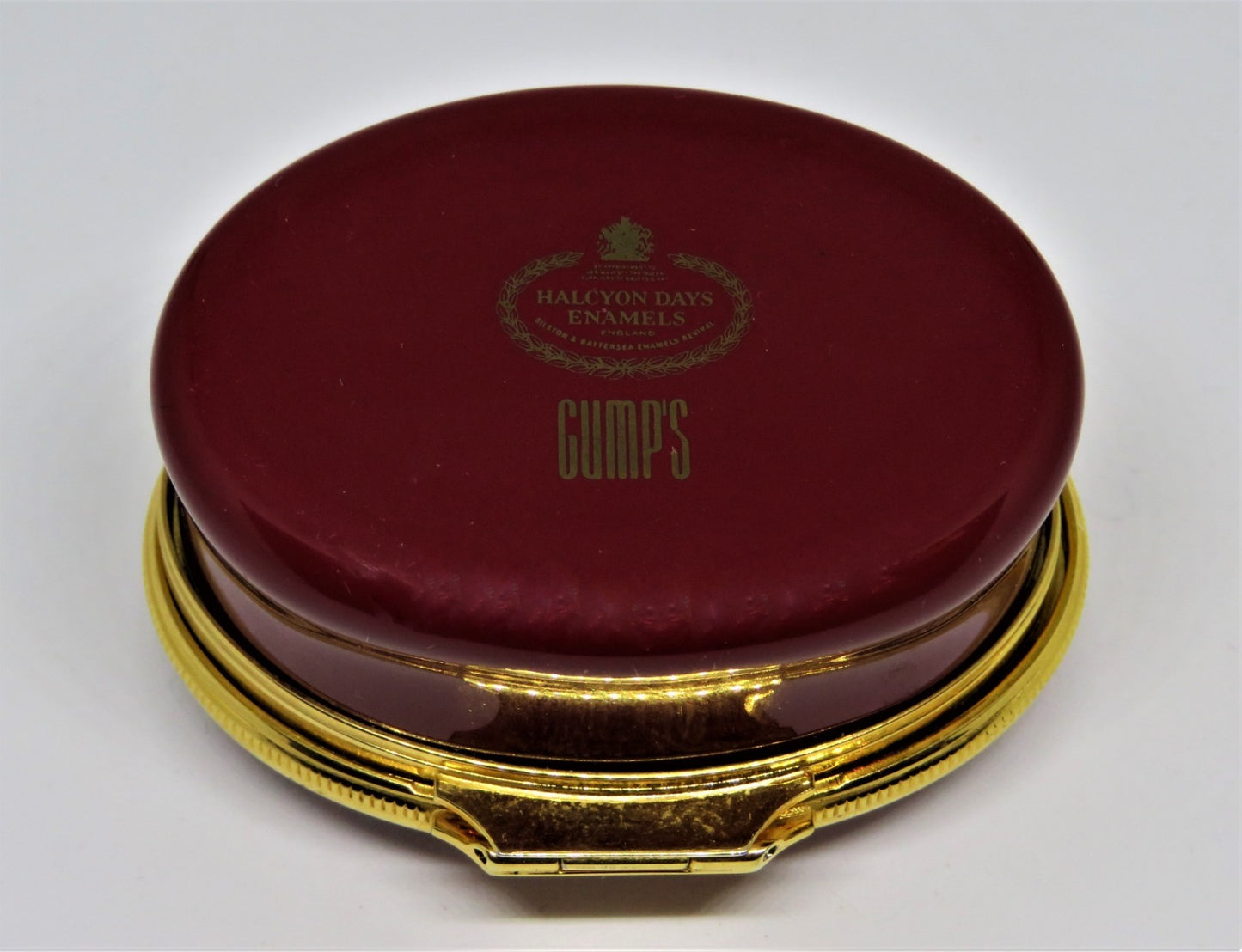 HALCYON DAYS ENAMEL BOX- "THE DIFFERENCE BETWEEN DOGS & CATS" - GUMP'S EXCLUSIVE
