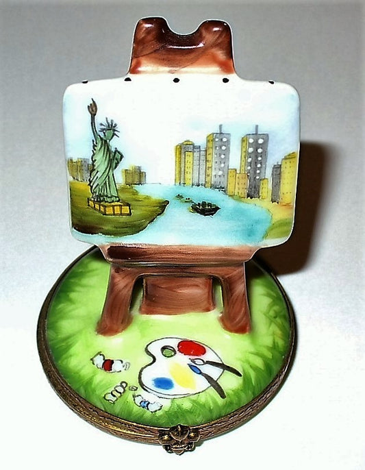LIMOGES BOX -NEW YORK CITY PAINTING ON AN EASEL- TWIN TOWERS & STATUE OF LIBERTY