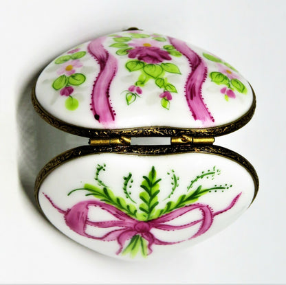 LIMOGES FRANCE BOX ~ HEART & ROSES & RIBBONS ~ FLOWER BOUQUET ~ ANNIVERSARY