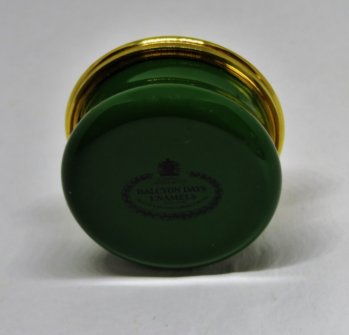 HALCYON DAYS ENGLISH ENAMEL BOX- "TRUST EVERYONE BUT CUT THE CARDS"