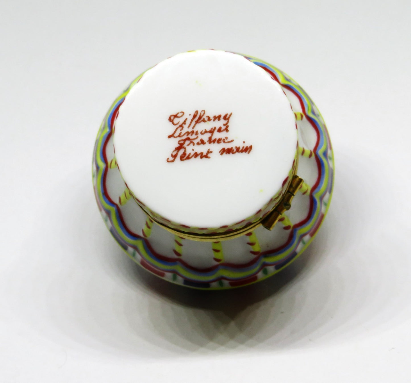 LIMOGES FRANCE BOX - TIFFANY & CO -VINTAGE HOT AIR BALLOON- BIRD IN FLIGHT CLASP