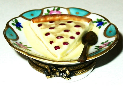 LIMOGES BOX~ CHERRY CHEESECAKE ON A PLATE ~ SPOON & NAPKIN ~DESSERT~ PEINT MAIN