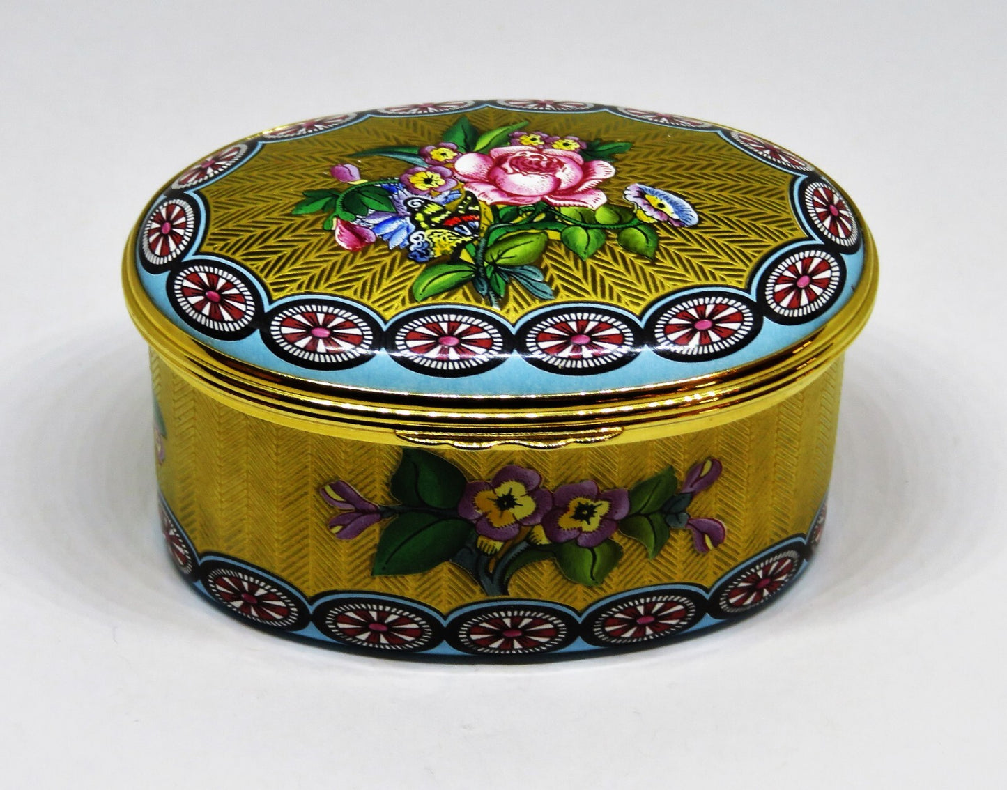 HALCYON DAYS ENGLISH ENAMEL BOX - GOLD PARIS SNUFF BOX - CIRCA 1750 - FLOWERS