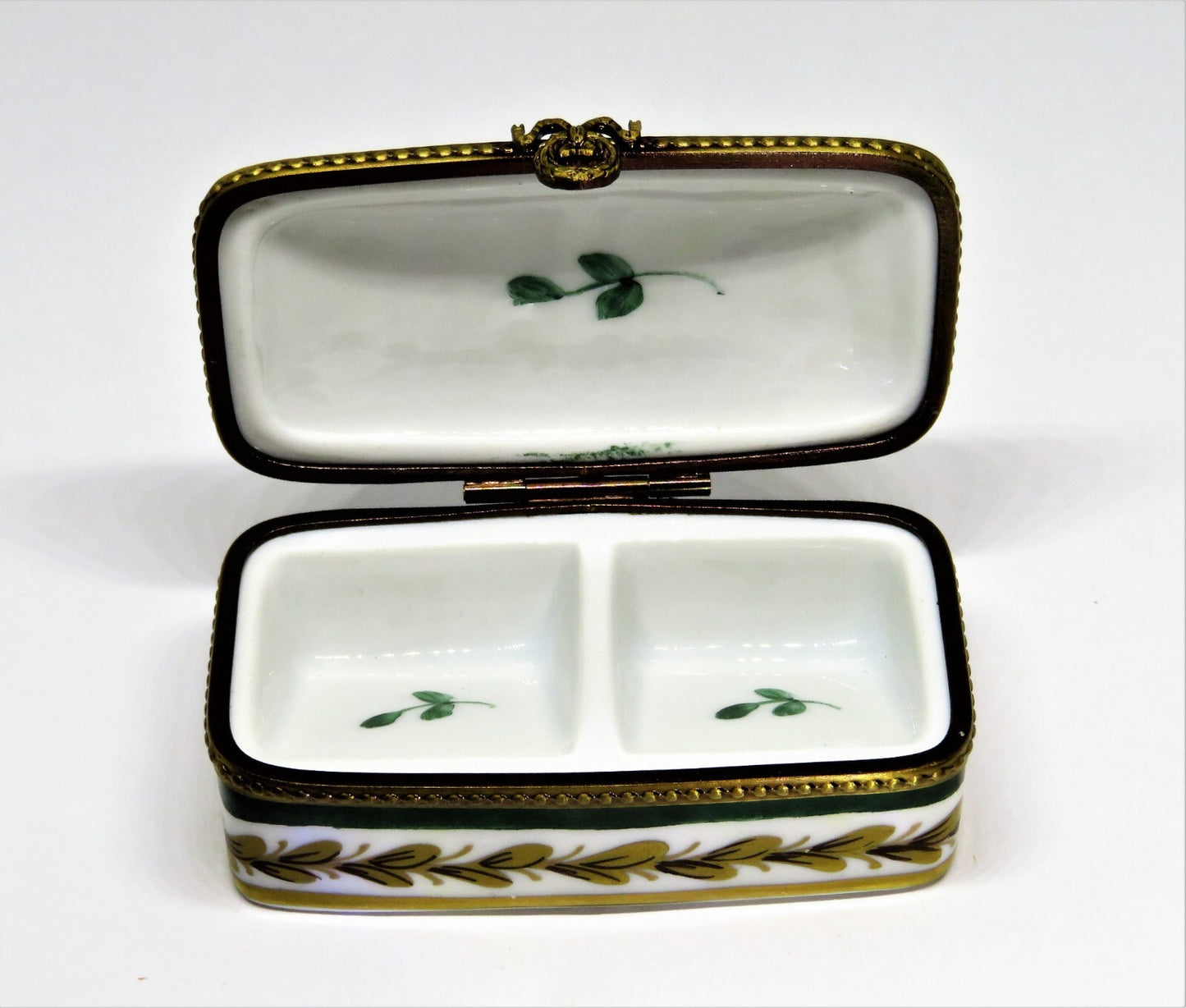 LIMOGES FRANCE STAMP BOX - ROCHARD - GOLD NAPOLEONIC BEE & LAUREL