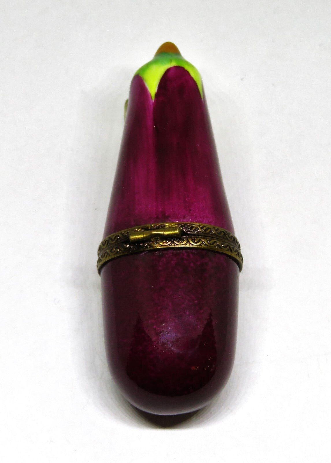 LIMOGES BOX ~ PARRY-VIEILLE ~ SMALL EGGPLANT ~AUBERGINE~ VEGETABLES ~ PEINT MAIN