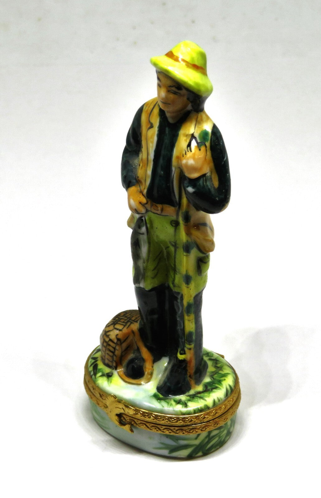 LIMOGES FRANCE BOX ~ FISHERMAN ~ ROD & CREEL & FISH ~ PEINT MAIN - PEINT MAIN