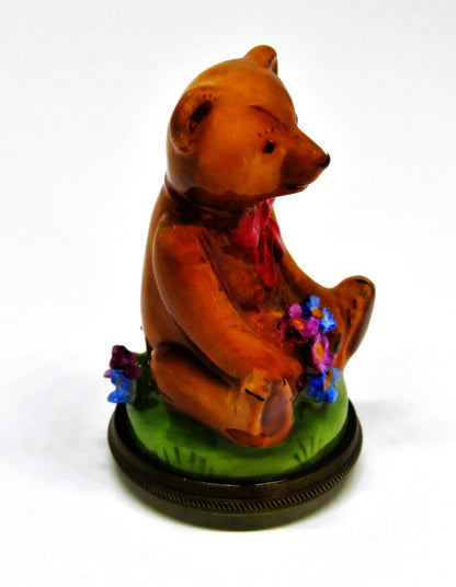 STAFFORDSHIRE ENGLISH ENAMEL BOX - TEDDY BEAR BONBONNIERE - 3D FLOWERS - MIB
